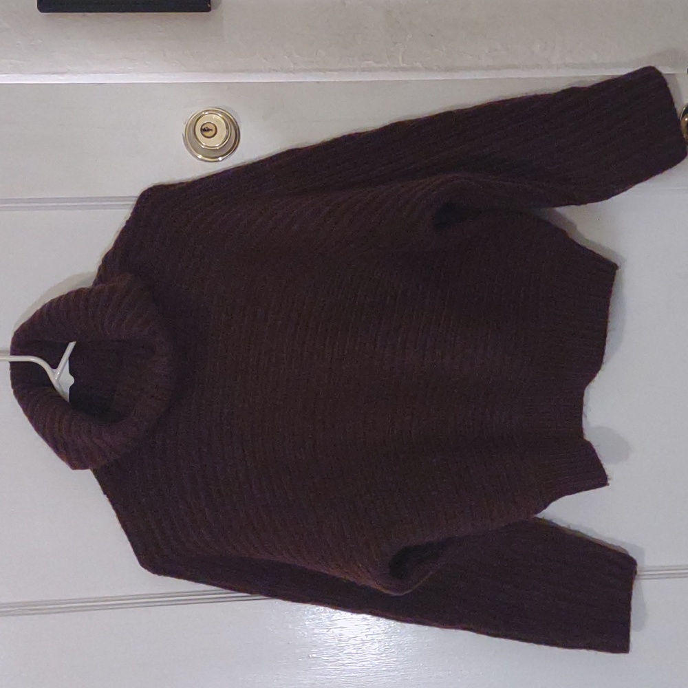 Leith | Cropped Turtleneck Sweater